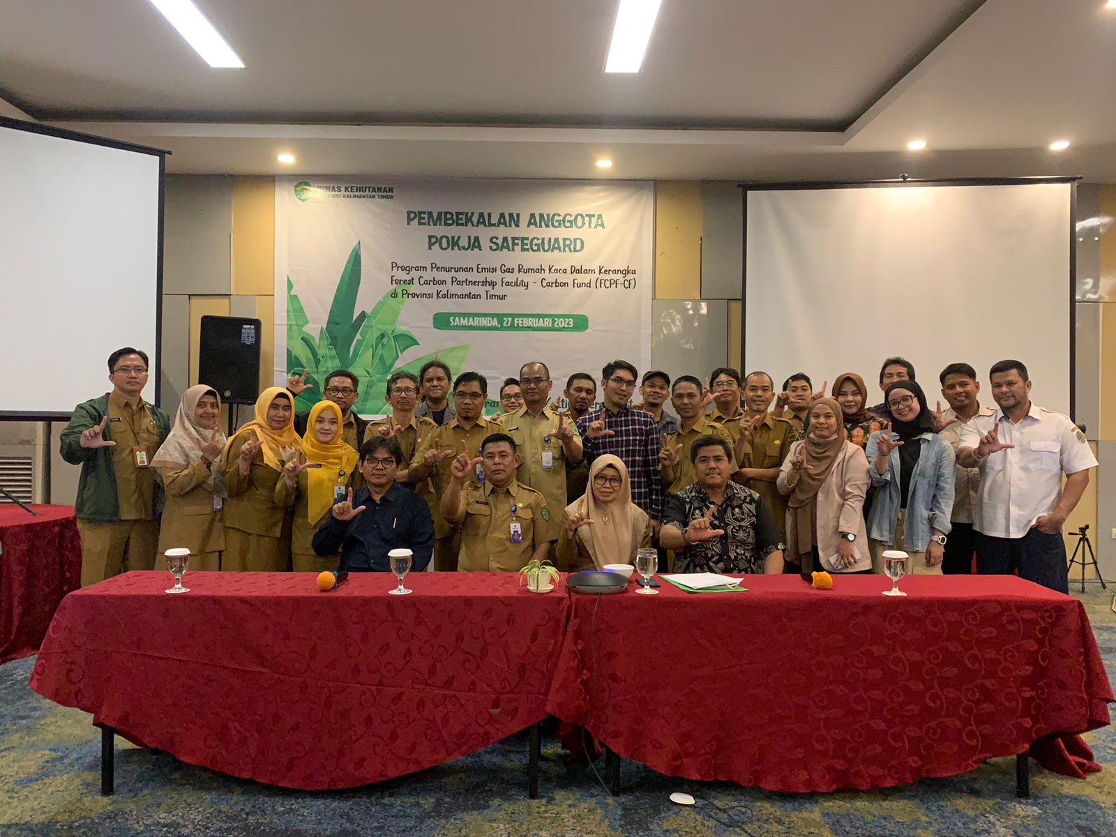 https://dishutkaltim.com/public/admin/images/gambar_berita/1678769878_WhatsApp Image 2023-03-14 at 12.55.22.jpeg